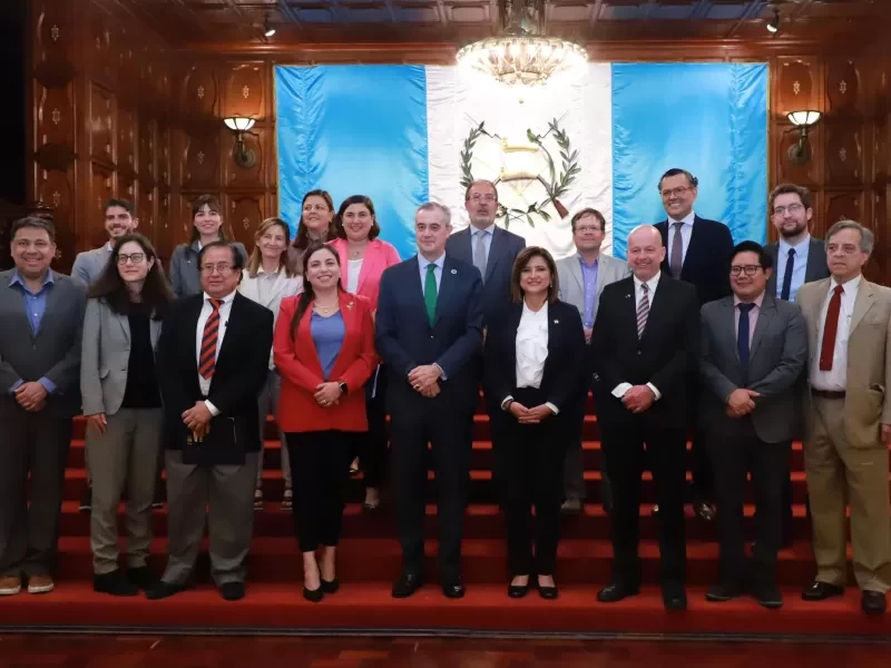 Vicepresidenta se reúne con delegación de la Unión Europea para impulsar proyectos de desarrollo en Guatemala