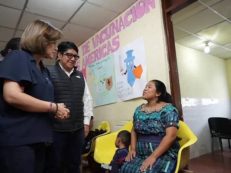 Vicepresidenta verifica implementación de Política de Primera Infancia en CAP de Totonicapan