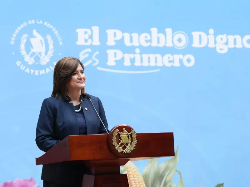 Presidenta en funciones Karin Herrera, participa en LaRonda de la semana