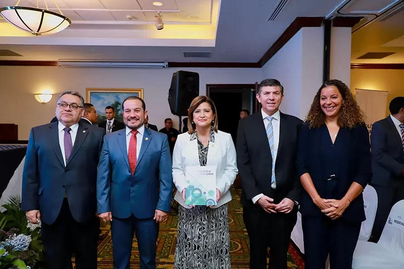Vicepresidenta de Guatemala lidera lanzamiento de Política Migratoria