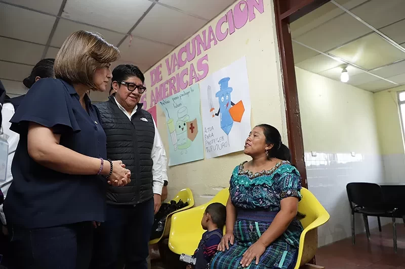 Vicepresidenta verifica implementación de Política de Primera Infancia en CAP de Totonicapan