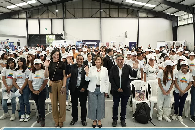 Vicepresidencia y MSPAS hablan sobre salud reproductiva con jóvenes